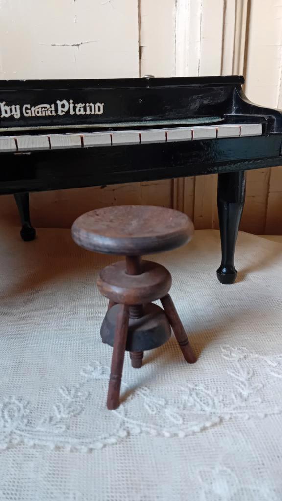 Piano stoeltje, Antiek en Kunst, Antiek | Speelgoed, Verzenden