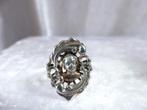 Mooie Antieke Handgemaakte Zilveren Ring - Meisjes Hoofdje, Sieraden, Tassen en Uiterlijk, Verzenden, Zilver, Ring