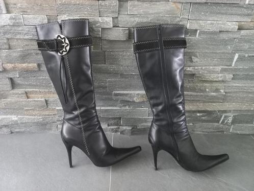 Zwart lederen laarzen Casadei maat 39, Kleding | Dames, Schoenen, Zo goed als nieuw, Hoge laarzen, Zwart, Ophalen