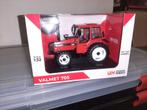 Valet 705 tractor. Gelimiteerde uitgave 500 stuks., Hobby en Vrije tijd, Modelauto's | 1:32, Ophalen of Verzenden, Tractor of Landbouw
