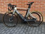 Canyon Aeroad CF SL8 Disc 2023, M , Schade, Fietsen en Brommers, Fietsen | Racefietsen, 28 inch, Carbon, Meer dan 20 versnellingen