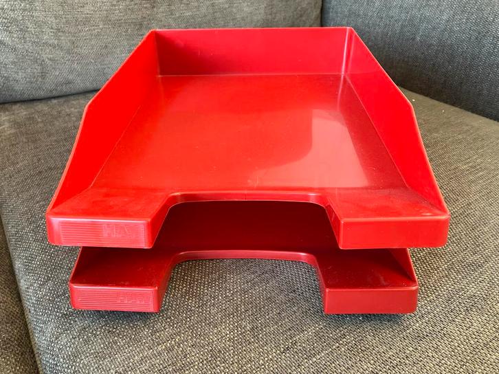 Rode Brievenbak - Handig voor Kantoor!, Diversen, Bureau-accessoires, Gebruikt, Ophalen of Verzenden