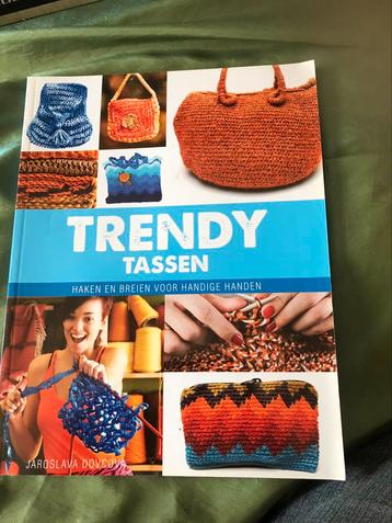 Trendy tassen  beschikbaar voor biedingen