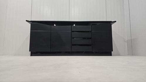Pandora "Adonis" dressoir  Modern Italiaans design, 2020, Huis en Inrichting, Kasten | Dressoirs, Zo goed als nieuw, 25 tot 50 cm