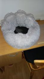 Grijze pluche kattenmand, Ophalen, Zo goed als nieuw, Pluche