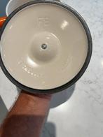 Le Creuset fondue of saus pan 16 cm Harmonic Orange, Huis en Inrichting, Keuken | Potten en Pannen, Gebruikt, Gietijzer, Ophalen of Verzenden