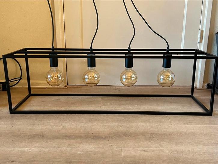 Zwarte metalen Hanglamp industrieel, Huis en Inrichting, Lampen | Hanglampen, Zo goed als nieuw, Minder dan 50 cm, Metaal, Ophalen