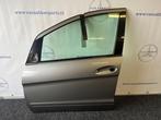 Portier 4Deurs links-voor van een Mercedes B-Klasse (748), 3 maanden garantie, Gebruikt, Mercedes-Benz, Deur