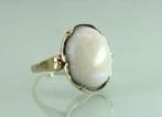 Vintage gouden ring met opaal, Sieraden, Tassen en Uiterlijk, Antieke sieraden, Ophalen of Verzenden, Goud, Ring, Met edelsteen