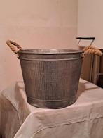 Metalen Bloempot voor binnen, Huis en Inrichting, Ophalen, Zo goed als nieuw