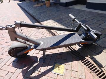 Xiaomi Step Scooter 4 Ultra beschikbaar voor biedingen