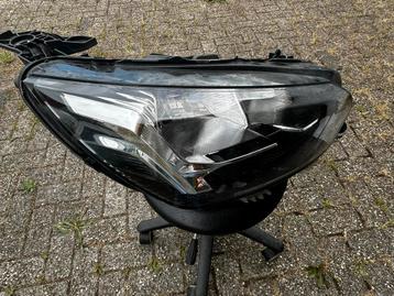 Peugeot 208 koplamp halogeen Rechts beschikbaar voor biedingen