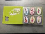 54 Winx Club kaartjes Mattel Rainbow Simba poppen, Verzamelen, Poppen, Nieuw, Ophalen of Verzenden, Accessoires