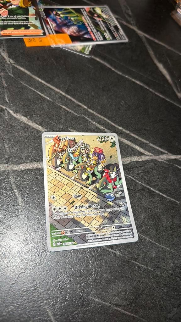 Cyclizar Illistration Rare 215/182 in Mint Conditie!, Hobby en Vrije tijd, Verzamelkaartspellen | Pokémon, Zo goed als nieuw, Ophalen of Verzenden