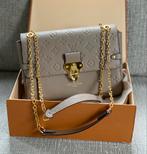 Vavin schoudertas nude taupe Leer, Sieraden, Tassen en Uiterlijk, Tassen | Schoudertassen, Overige merken, Beige, Nieuw, Ophalen of Verzenden