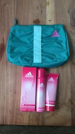 Adidas - fruity rhytm geschenkset in toilettas ~ nieuw, Nieuw, Ophalen of Verzenden