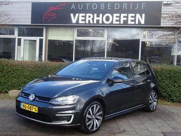 Volkswagen Golf 1.4 TSI GTE - XENON - NAVIGATIE - STOELVERWA beschikbaar voor biedingen