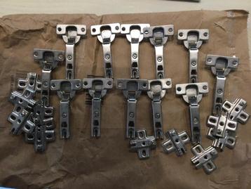 Lama inboor scharnieren 12 stuks á € 1,50 p/stuk zgan beschikbaar voor biedingen