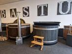 SHOWROOMMODEL HOTTUB  Met € 1000,- korting! BASTU, Kirami, Nieuw, Niet ingevuld, Niet ingevuld