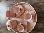 Limoges roze servies inclusief.dienblad, Huis en Inrichting, Keuken | Servies, Ophalen, Zo goed als nieuw, Aardewerk, Overige stijlen