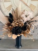 Bloemstuk met goud en zwart eric kusterstijl, Huis en Inrichting, Woonaccessoires | Vazen, Overige materialen, Overige kleuren