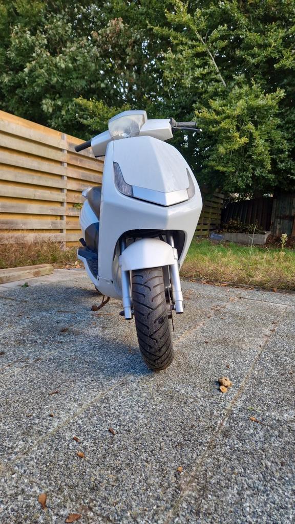 Viva City 4T Nieuw Type - Luxe Scooter, Fietsen en Brommers, Brommers | Overige merken, Gebruikt, Maximaal 45 km/u, Ophalen of Verzenden