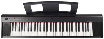 Yamaha Piaggero NP-12 Digitale Piano + Sustain pedaal beschikbaar voor biedingen