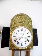 Antieke comtoise klok met datum, midden 1800., Antiek en Kunst, Antiek | Klokken, Verzenden