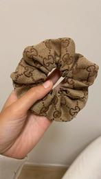 Gucci Scrunchie - Upcycled Designer Stijl, Sieraden, Tassen en Uiterlijk, Uiterlijk | Haarverzorging, Ophalen of Verzenden, Zo goed als nieuw