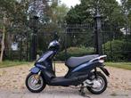 Te Koop Piaggio New Fly 2013 zeer nette staat.Blue Kleur, Ophalen, Zo goed als nieuw