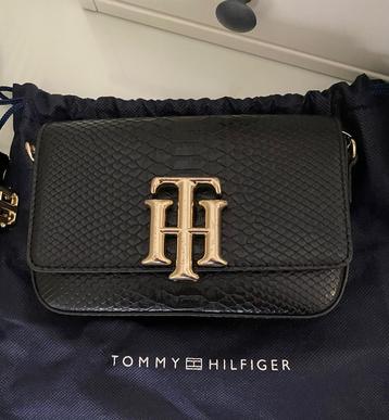 Tommy Hilfiger Tas beschikbaar voor biedingen