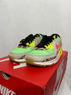 ALS NIEUW! Maat 36,5 - Nike Air Max 90 LX Dancefloor Green, Kleding | Dames, Schoenen, Overige kleuren, Verzenden, Nike, Nike