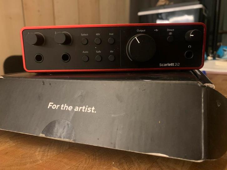 Focusrite Scarlett 2i2, Computers en Software, Pc speakers, Refurbished, Ophalen of Verzenden
