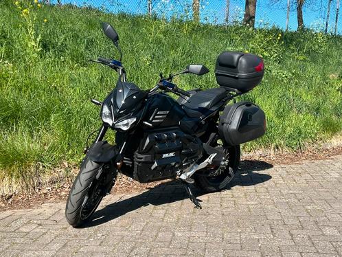 Moet weg! elektrische motor met koffers, Motoren, Motoren | Overige merken, Particulier, Naked bike, 11 kW of minder, Ophalen
