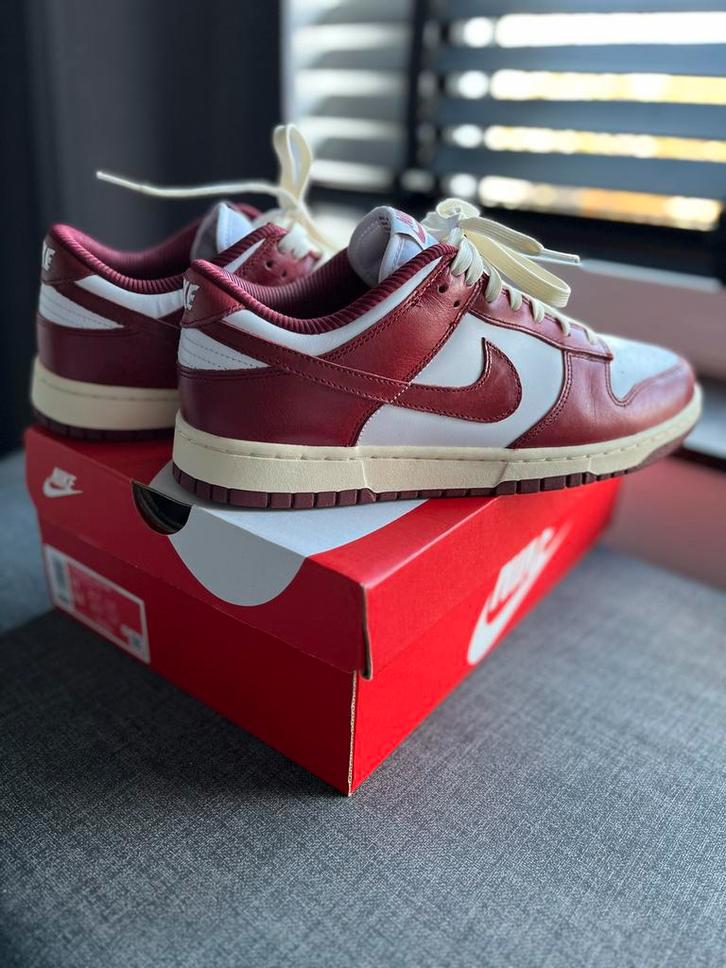 Nike Dunk Low Sneakers NIEUW! Maat 43, Kleding | Heren, Schoenen, Nieuw, Sneakers of Gympen, Overige kleuren, Ophalen of Verzenden