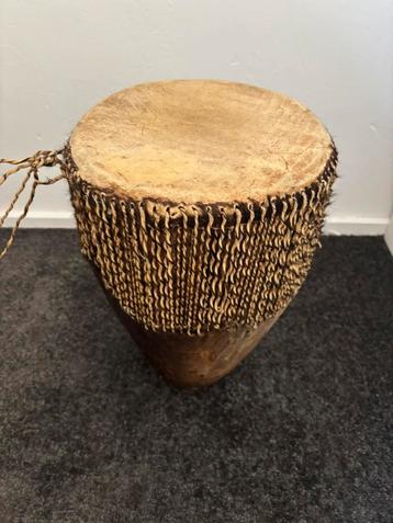 Oegandese embuutu drum/trommel beschikbaar voor biedingen