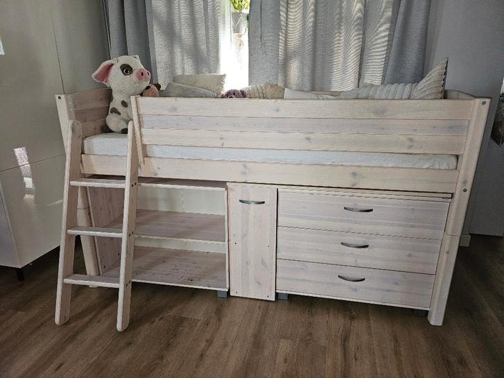 FLEXA halfhoogslaper met bureau en kasten, Kinderen en Baby's, Kinderkamer | Stapelbedden en Hoogslapers, Gebruikt, Halfhoogslaper