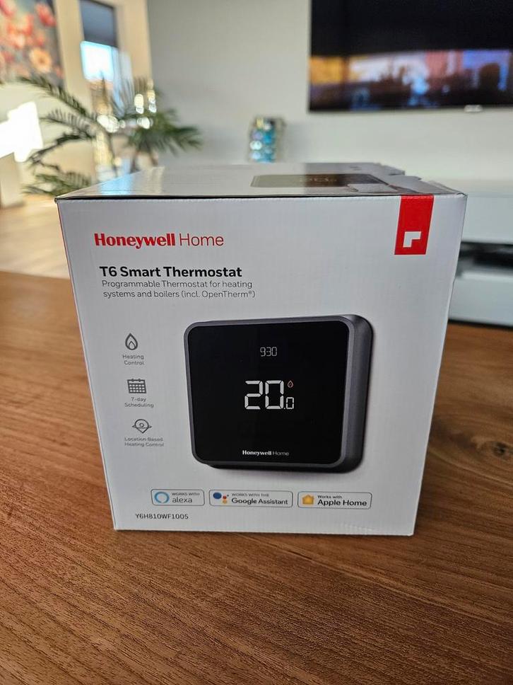 Honeywell T6 met slecht scherm, Doe-het-zelf en Verbouw, Thermostaten, Zo goed als nieuw, Ophalen of Verzenden