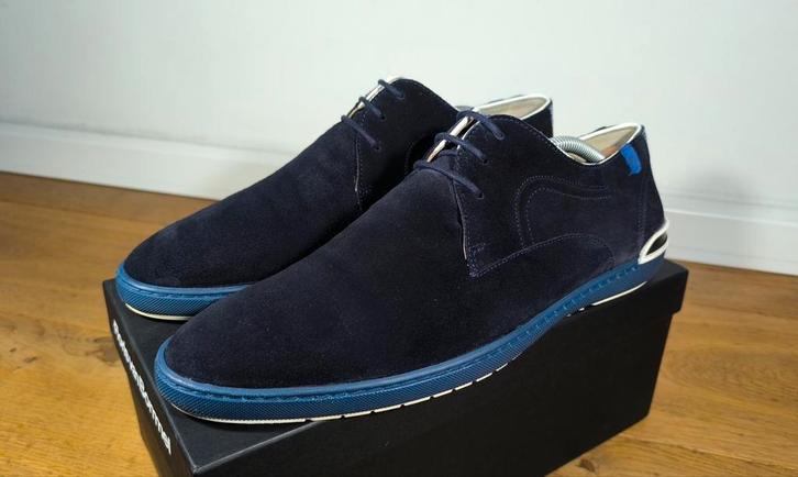 Floris van Bommel herenschoenen maat 8,5 / 42,5, Kleding | Heren, Schoenen, Zo goed als nieuw, Veterschoenen, Blauw, Ophalen