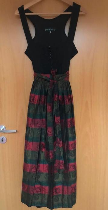 Dirndl jurk 40 valt als 36 38 carnaval oktoberfest beschikbaar voor biedingen