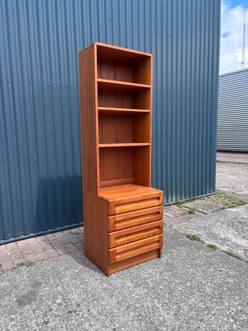 Vintage boekenkast highboard teak deens beschikbaar voor biedingen
