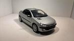 Peugeot 206 cc gate 1.18, Hobby en Vrije tijd, Modelauto's | 1:18, Ophalen of Verzenden, A, A, A
