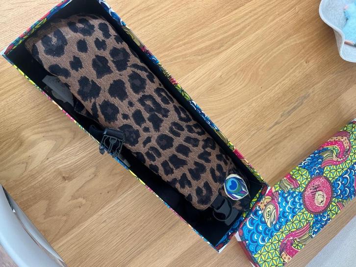 Artipoppe draagzak, Kinderen en Baby's, Babydragers en Draagdoeken, Zo goed als nieuw, Draagzak, Buik of Rug, Overige merken, Ophalen