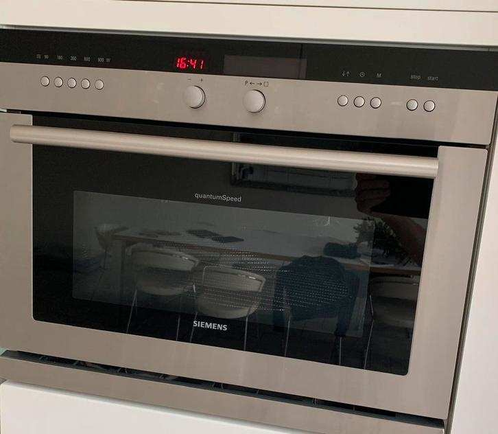 Siemens combimagnetron model Quantumspeed, Witgoed en Apparatuur, Ovens, Gebruikt, Oven met grill, 45 tot 60 cm, Hete lucht, Draaiplateau