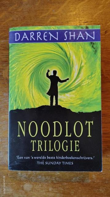 Noodlot Trilogie van Darren Shan beschikbaar voor biedingen
