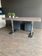 Zelfgemaakte Tafel - Nieuwstaat!, Ophalen