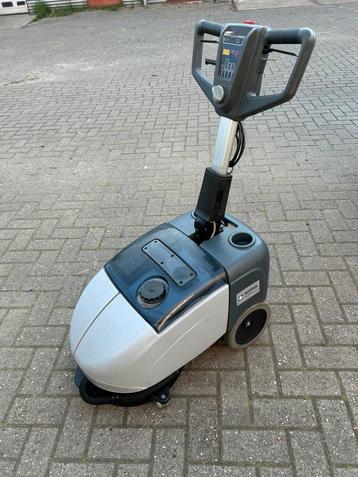 Schrobmachine Nilfisk Sc 351 beschikbaar voor biedingen