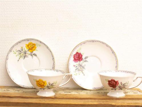 Royal York Bone china kop en schotel 2x 23247, Antiek en Kunst, Antiek | Servies los, Ophalen of Verzenden