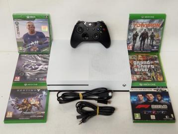 Xbox One S 1TB + 6 Games + Controller & Kabels beschikbaar voor biedingen