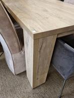 Moderne eettafel voor 4 personen, Ophalen